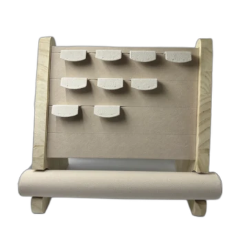 מעמדים לתכשיטים