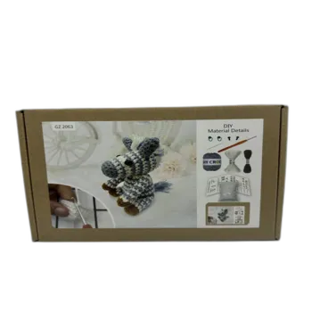 קופסא לסריגה- זברה