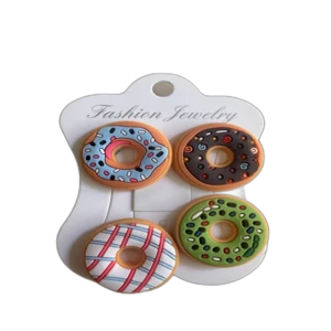 סיכות לקישוט הבגד, הנעל, התיק מגיע 4 דגמים - עוגיה