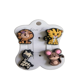 סיכות לקישוט הבגד, הנעל, התיק מגיע 4 דגמים - חיות יפות