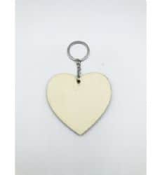 מחזיק מפתחות לב מעץ במבצע